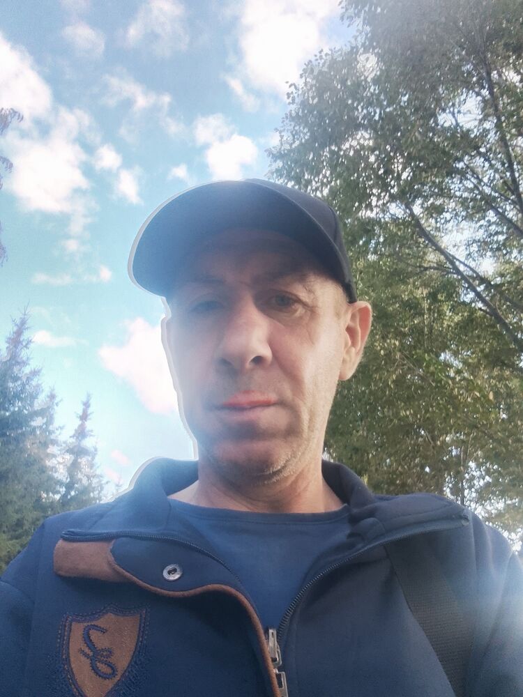  53724485  , 49 ,    
