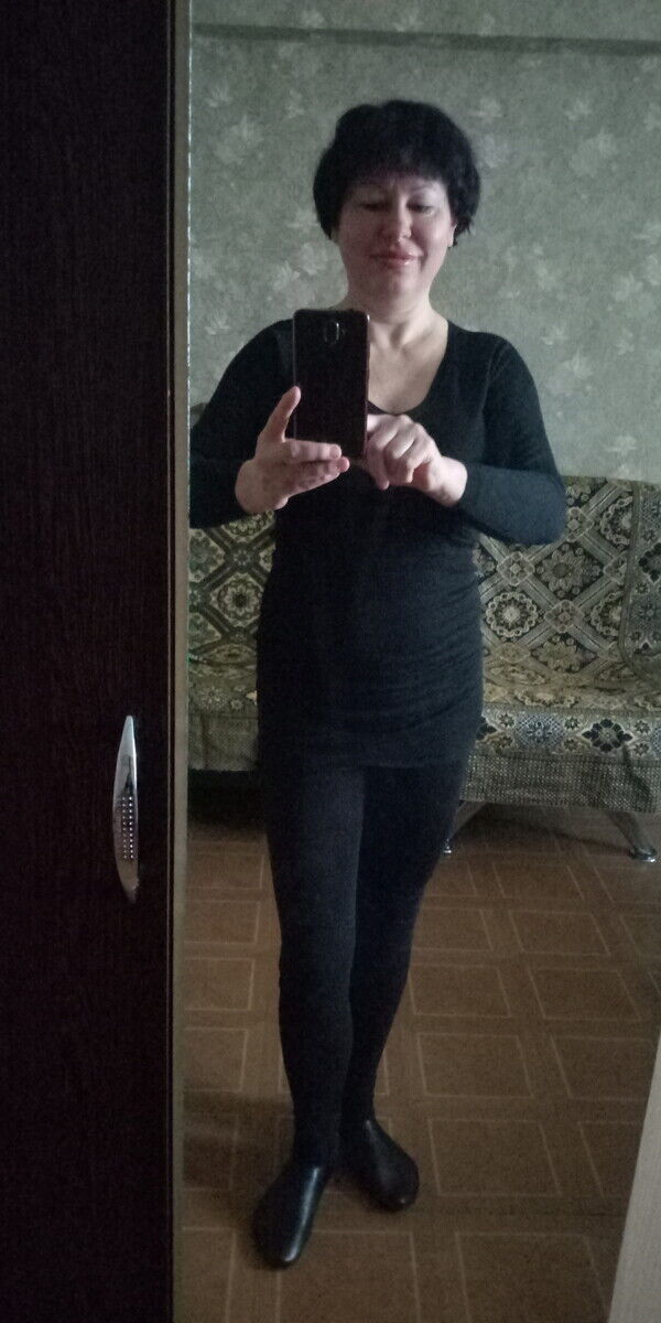  22218365  Elena, 46 ,    