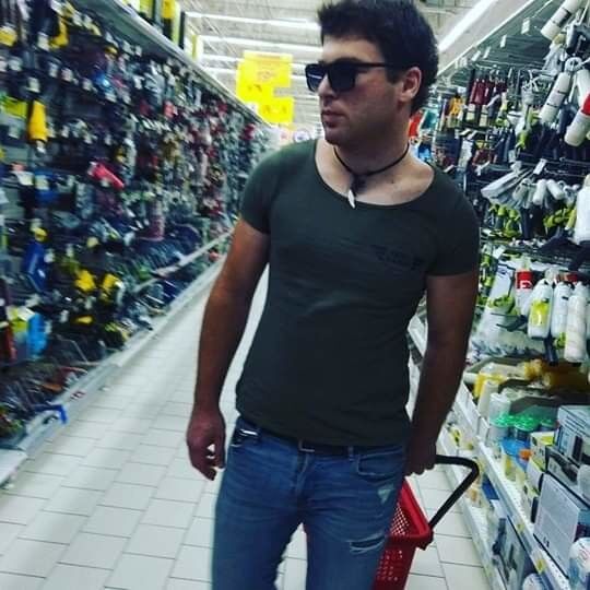  ,   Shakky, 32 ,   ,   , c 