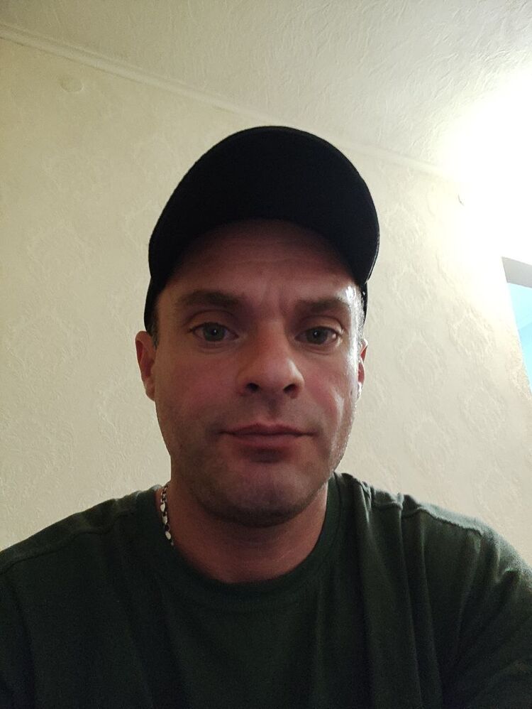  ,   Igor, 40 ,   ,   