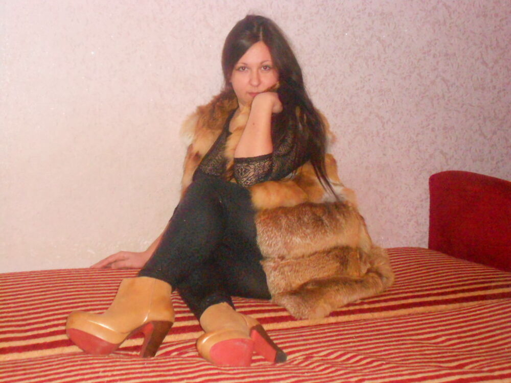  8925455  Alexandra, 36 ,    