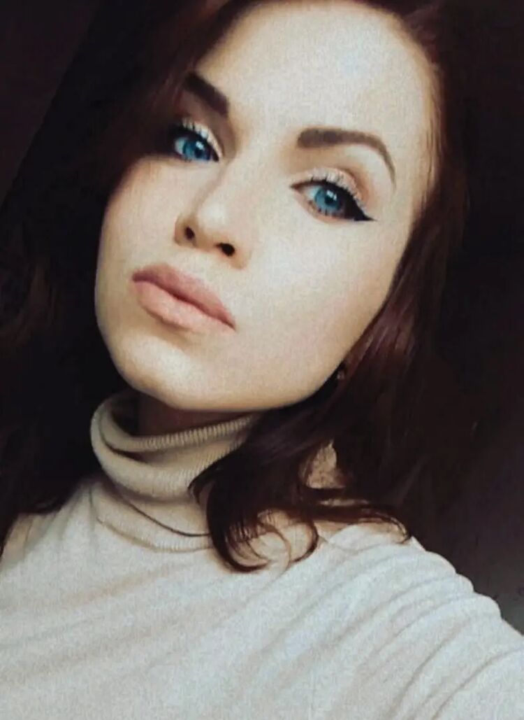  48605725  Katya, 28 ,    