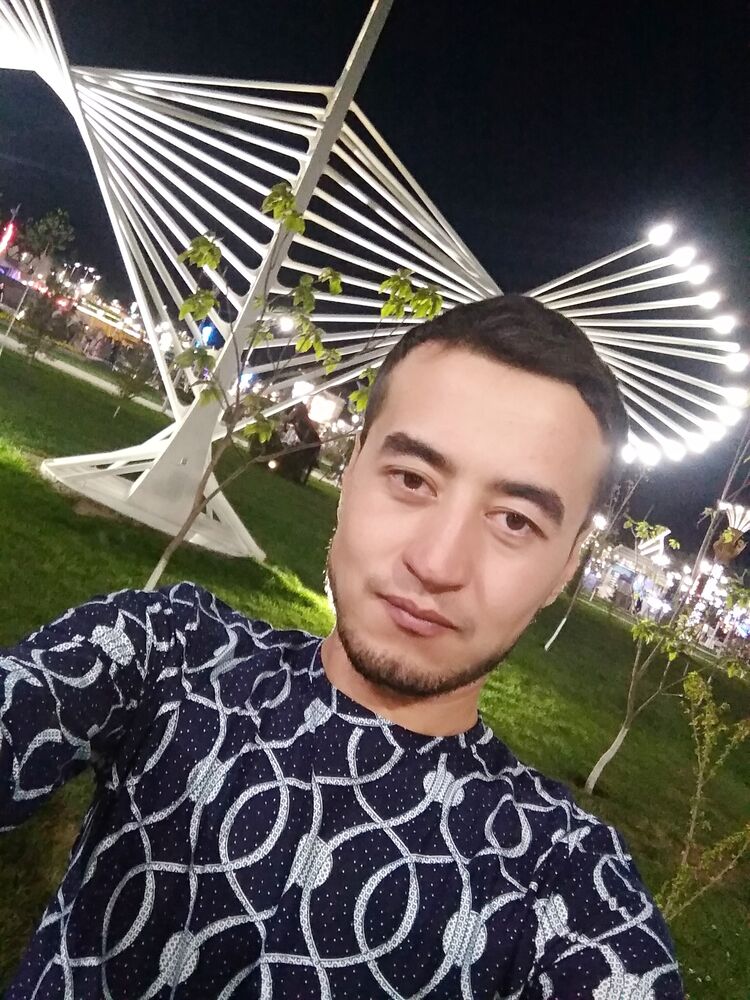  32904325  Dima, 31 ,    