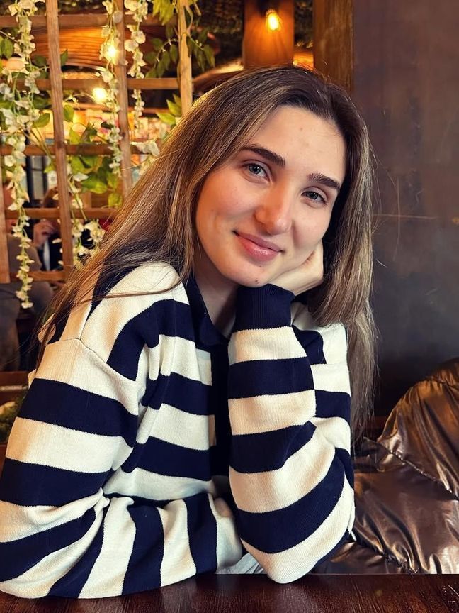  ,   Katerina, 37 ,   ,   , c , 