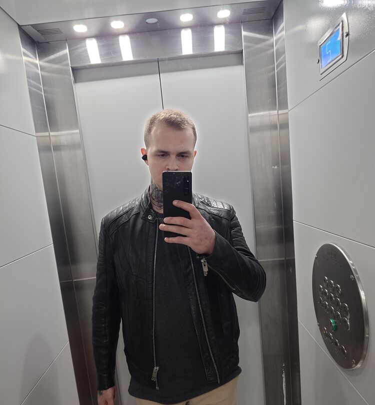  46929845  , 26 ,    