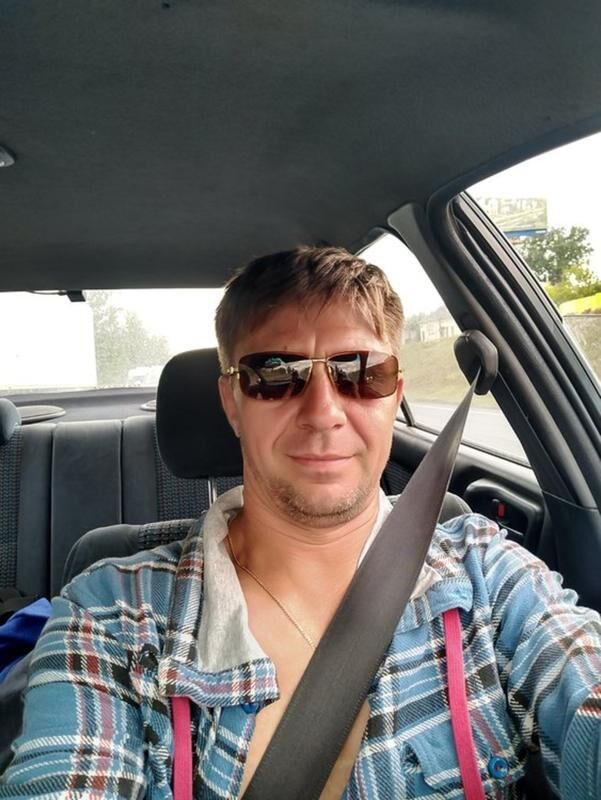  51606605  Andrei, 39 ,    