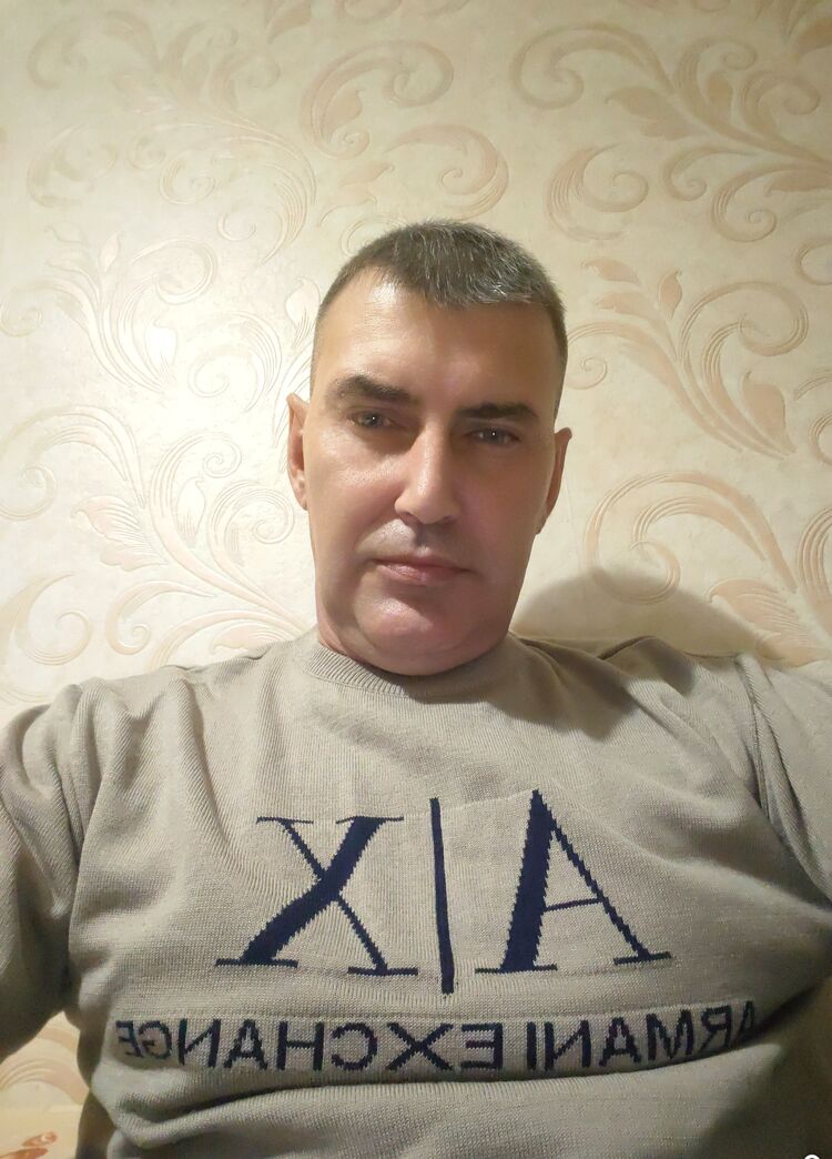  47420085  Serj, 40 ,    --