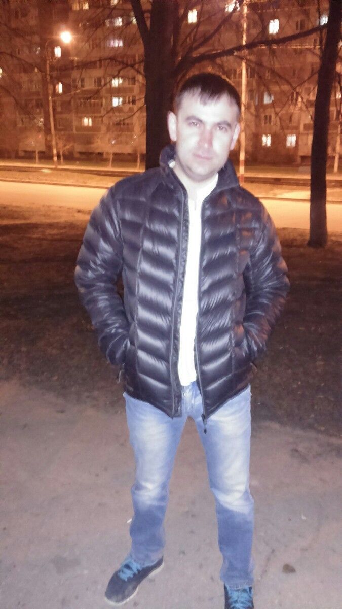  18004495  Ruslan, 38 ,    