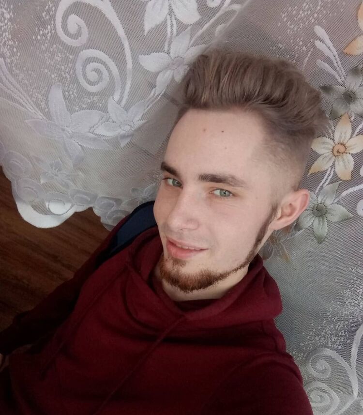  42568505  , 27 ,    