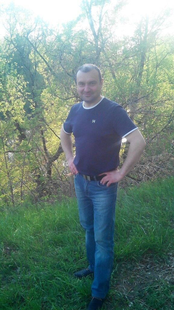  10137525  Valeriy, 48 ,    