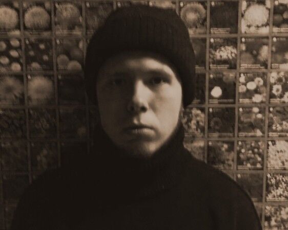 ,   Sergey, 27 ,   