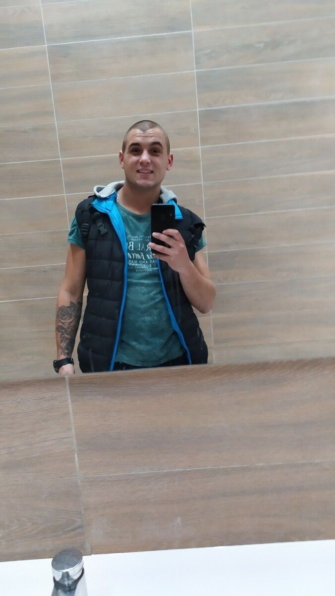  17928825  Serhiy, 29 ,    