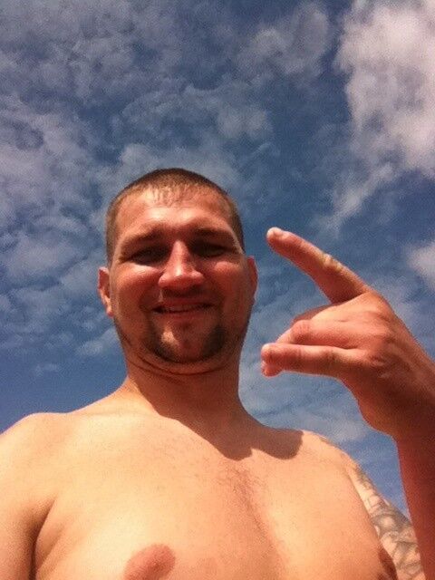  15585395  , 39 ,    -