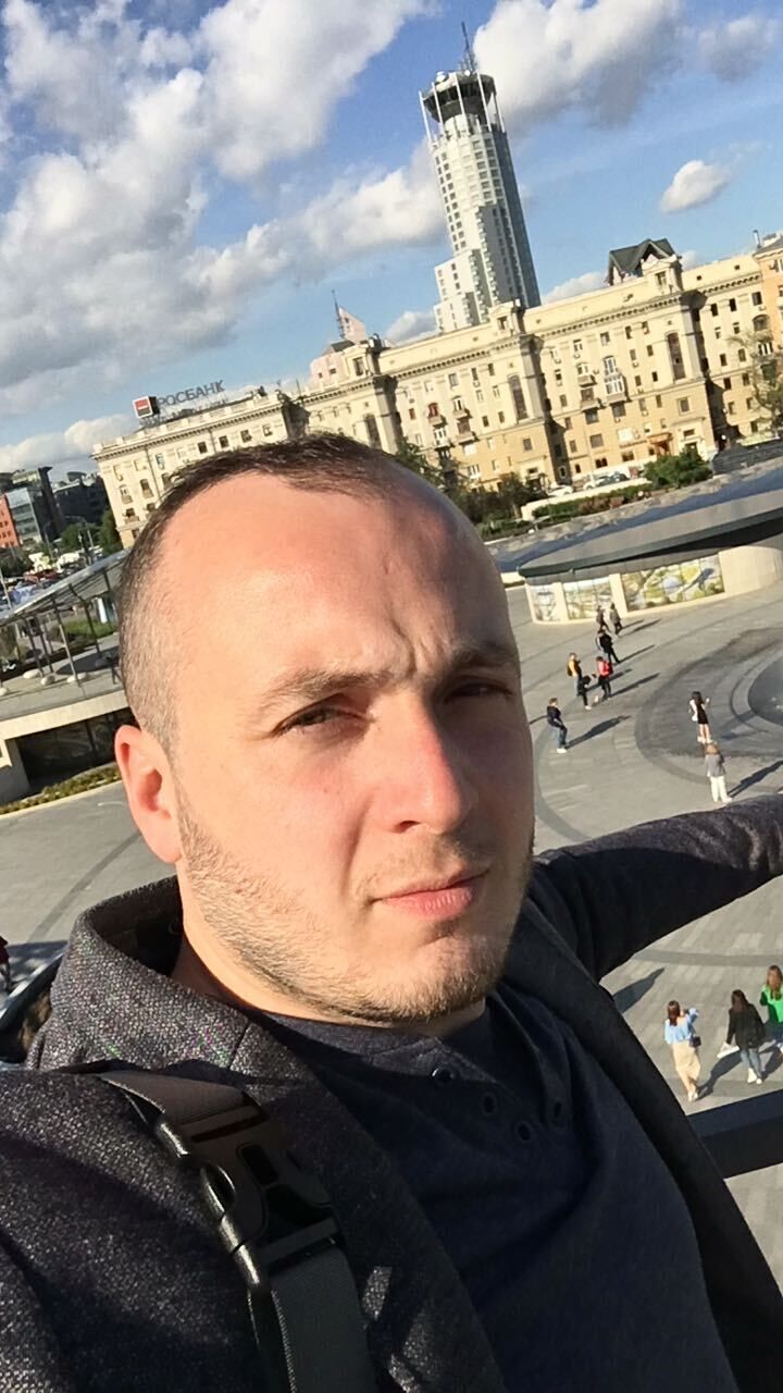  46912805  , 31 ,    