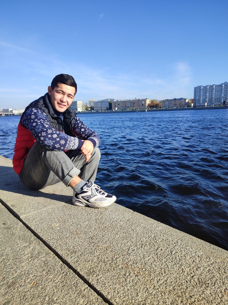  24148135  Daler, 24 ,    -