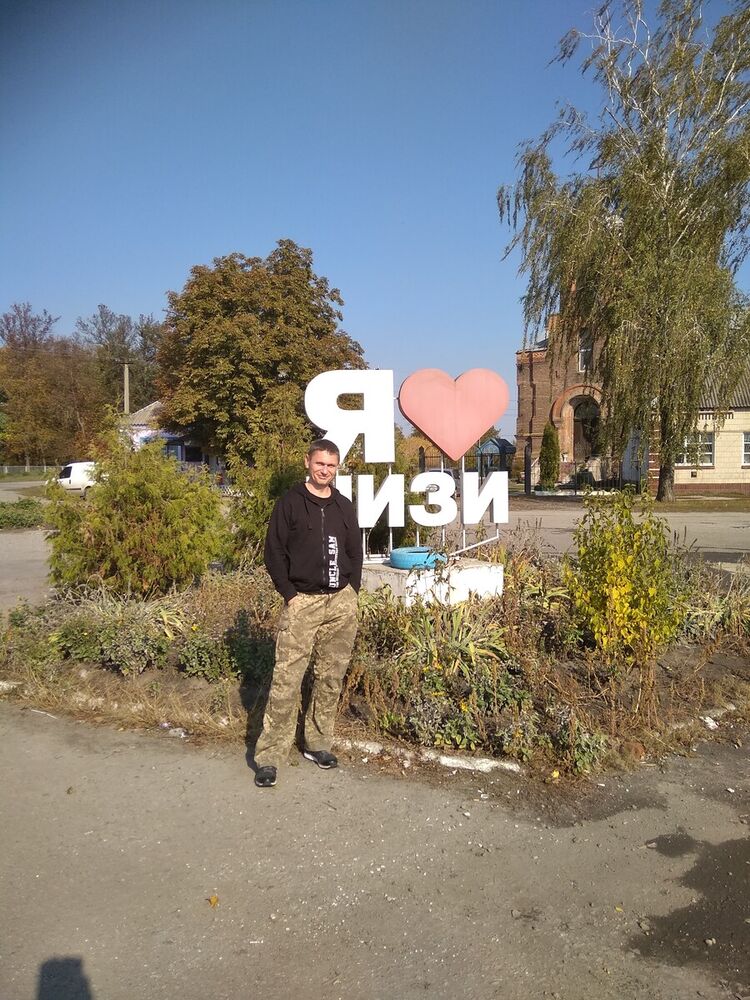  21813705  Vladimir, 46 ,    