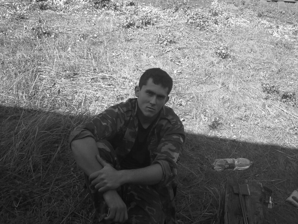   ,   Anton, 33 ,   