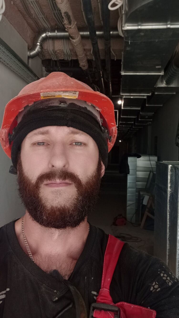  45055865  Djstroitel, 32 ,    