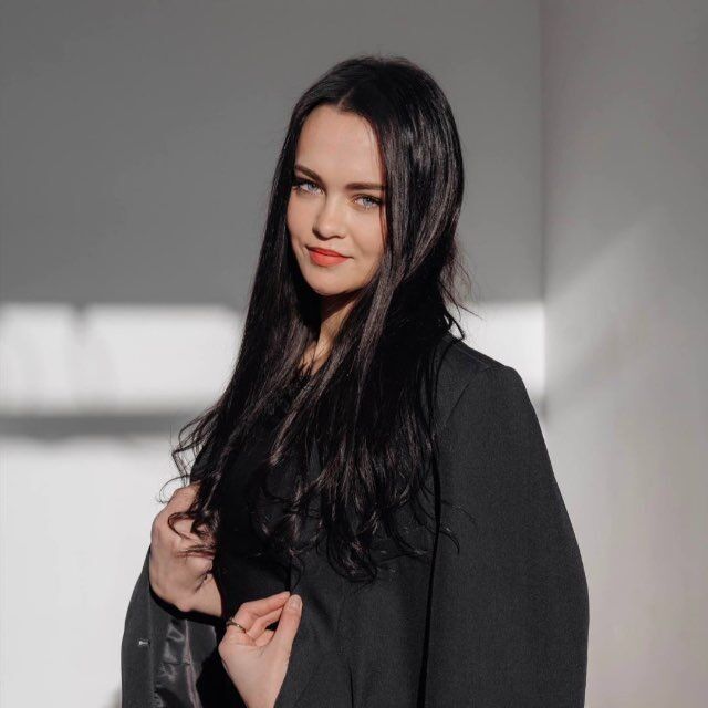  ,   Anna, 30 ,   ,   
