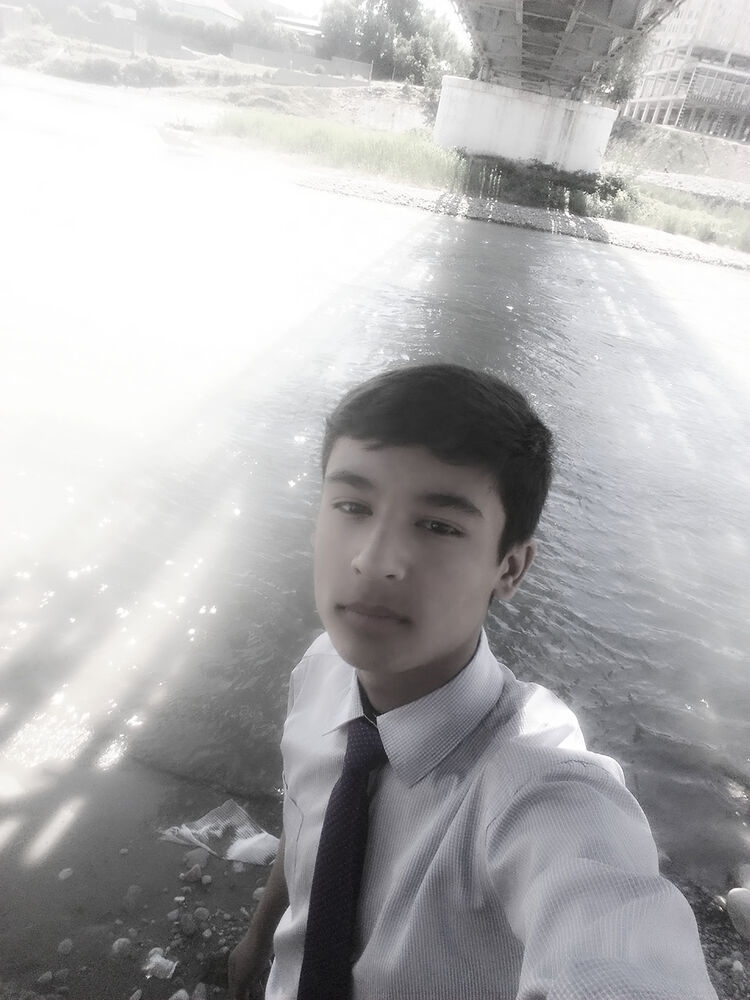  ,   Akbar, 22 ,   ,   , c , 
