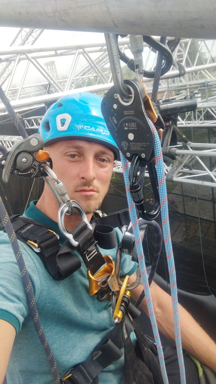 ���������� ����������, ���� ������� �������, 33 ����, ������������ ��� ������, ����� � ���������, c�������� ���������