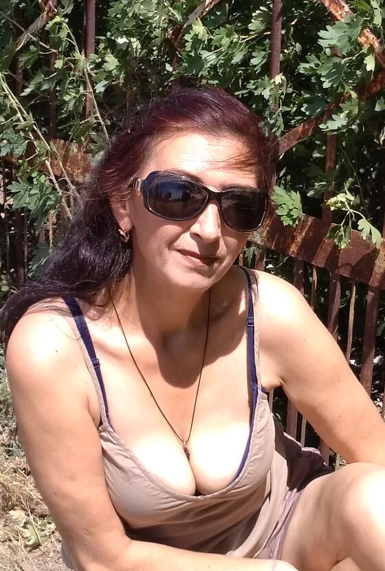  ,   Nina, 58 ,   c 