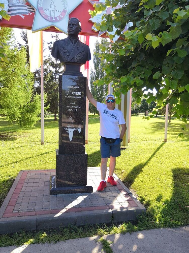  ,   Dmitriy, 42 ,   ,   , c 