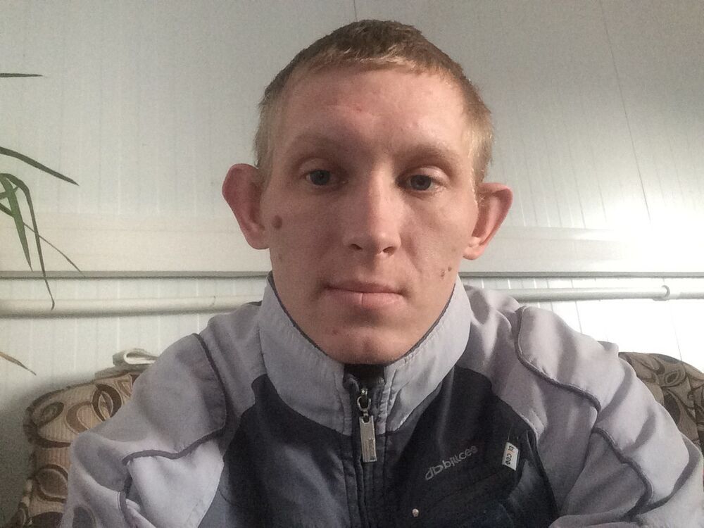  18943365  Redikh, 35 ,    