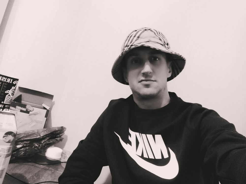  49242505  Andrey, 31 ,    