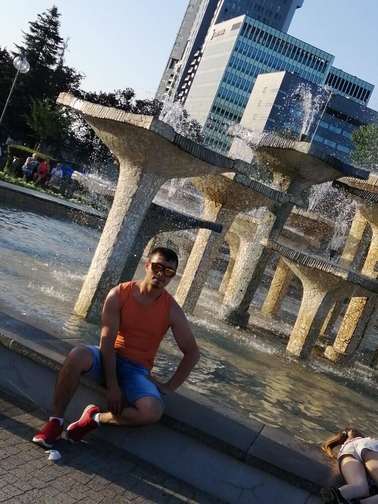  ,   Ion, 33 ,   ,   