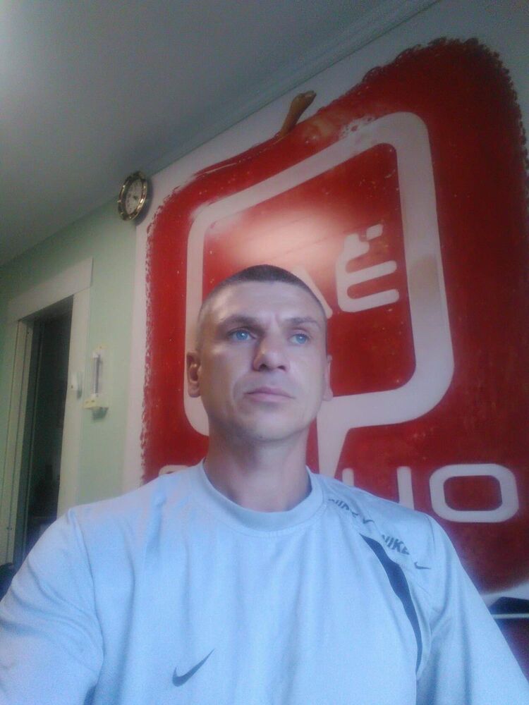  ,   Sasha, 43 ,   ,   