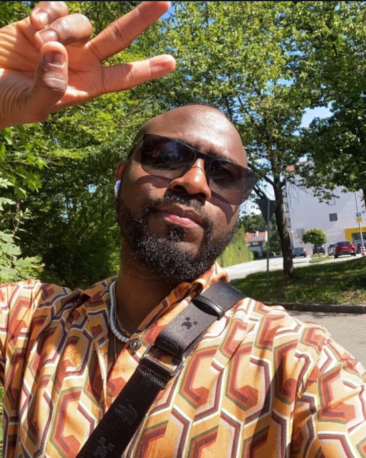 ���������� �����, ���� ������� James, 35 ���, ������������ ��� ������, ����� � ���������