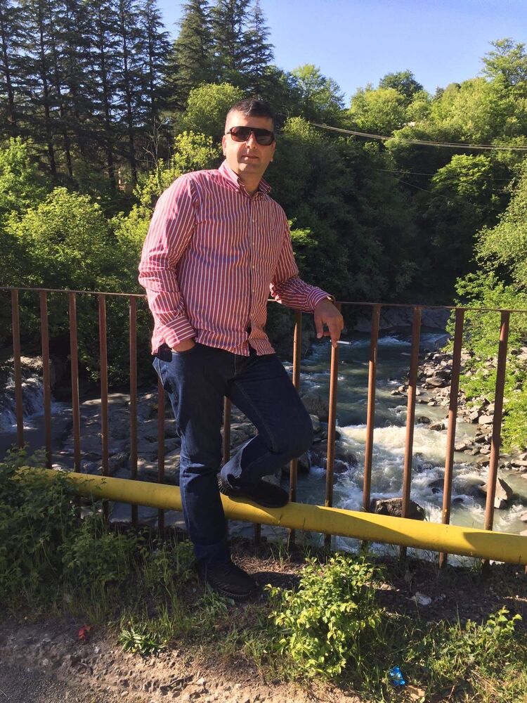  ,   Niko, 44 ,   ,   