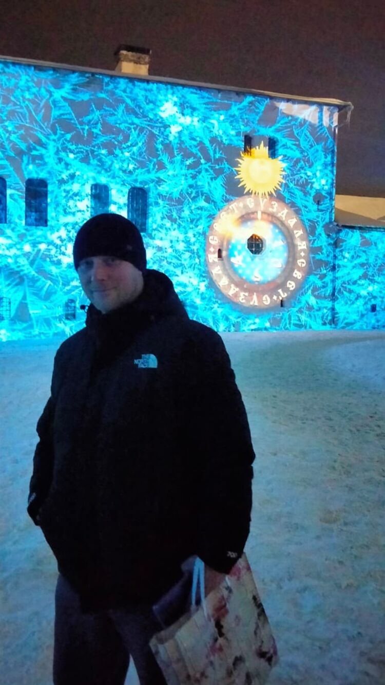  ,   Ruslan, 38 ,   ,   