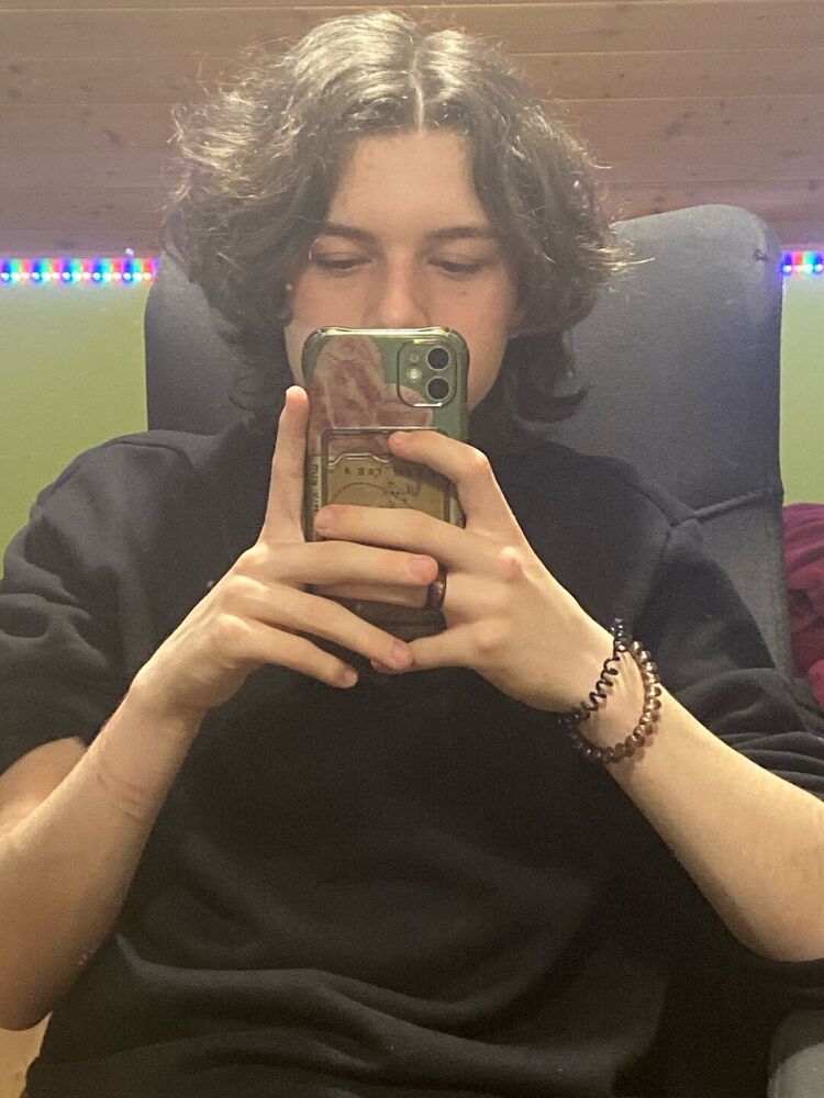  42999585  Vadim, 19 ,    -