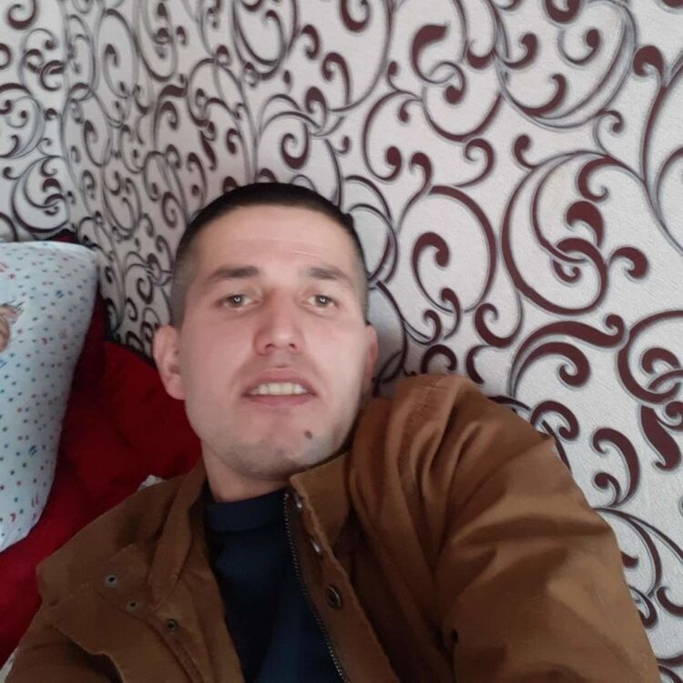 ���� 18186985 ������� ���, 37 ���, ���� ���������� � �������������