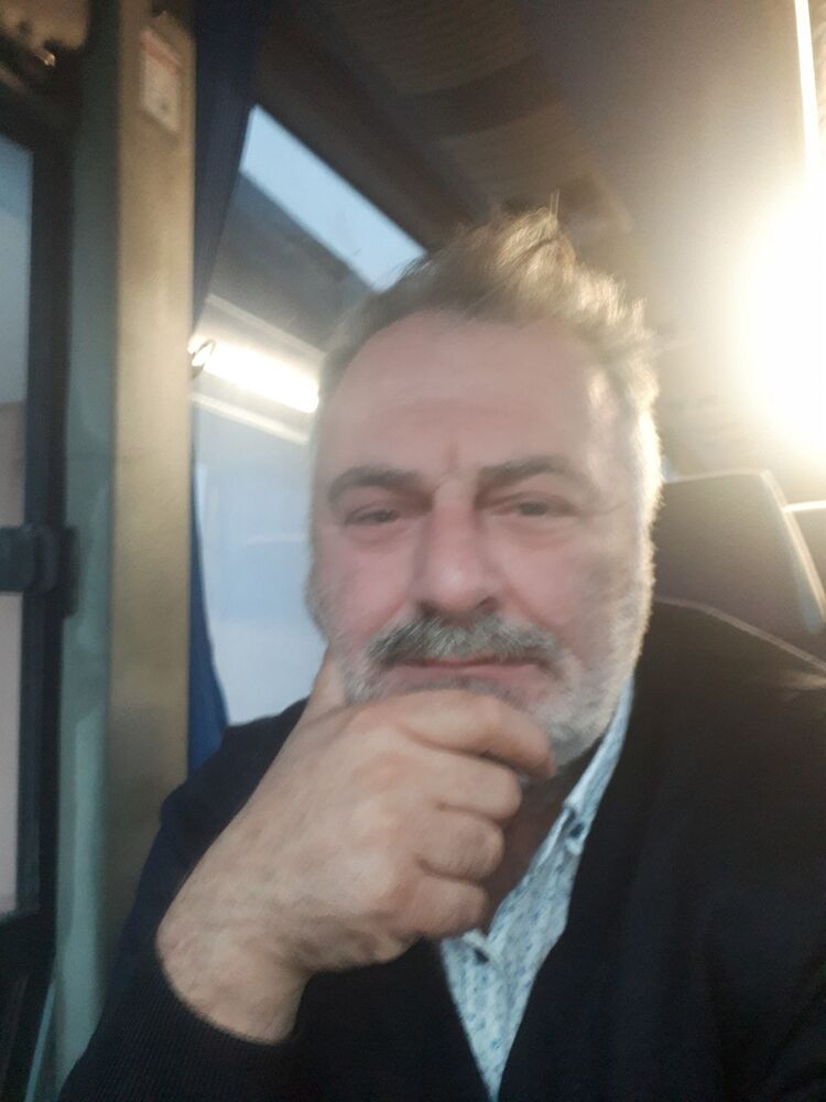  19440325  Resul, 56 ,    