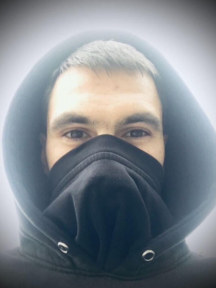  Simonshaven,   Ruslan, 35 ,   ,   , c 