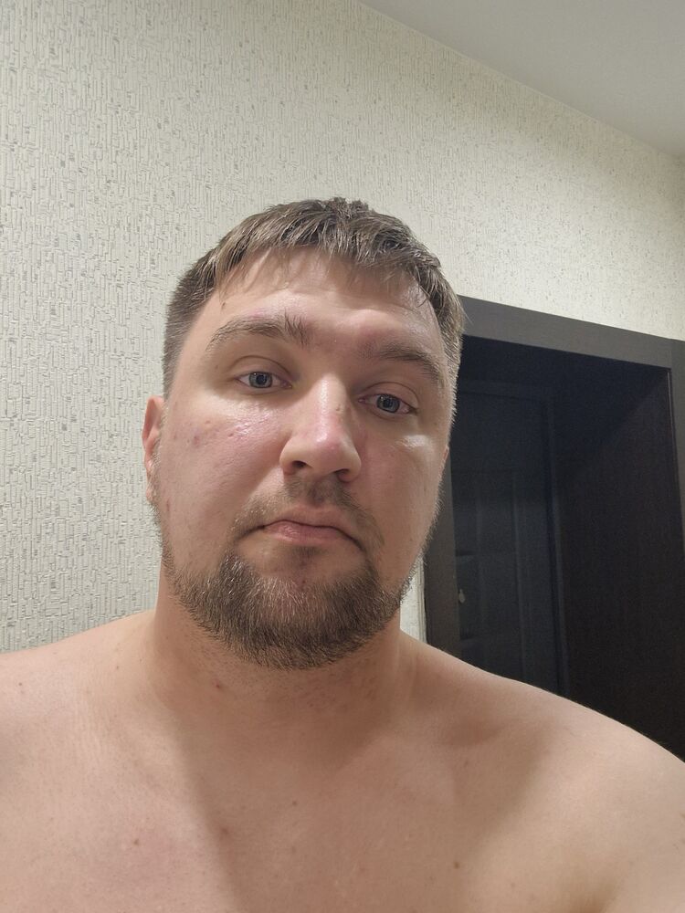  37168195  Pavel, 35 ,    