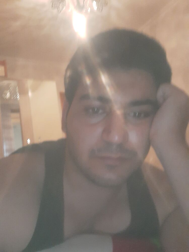  ,   Hamid, 31 ,   ,   