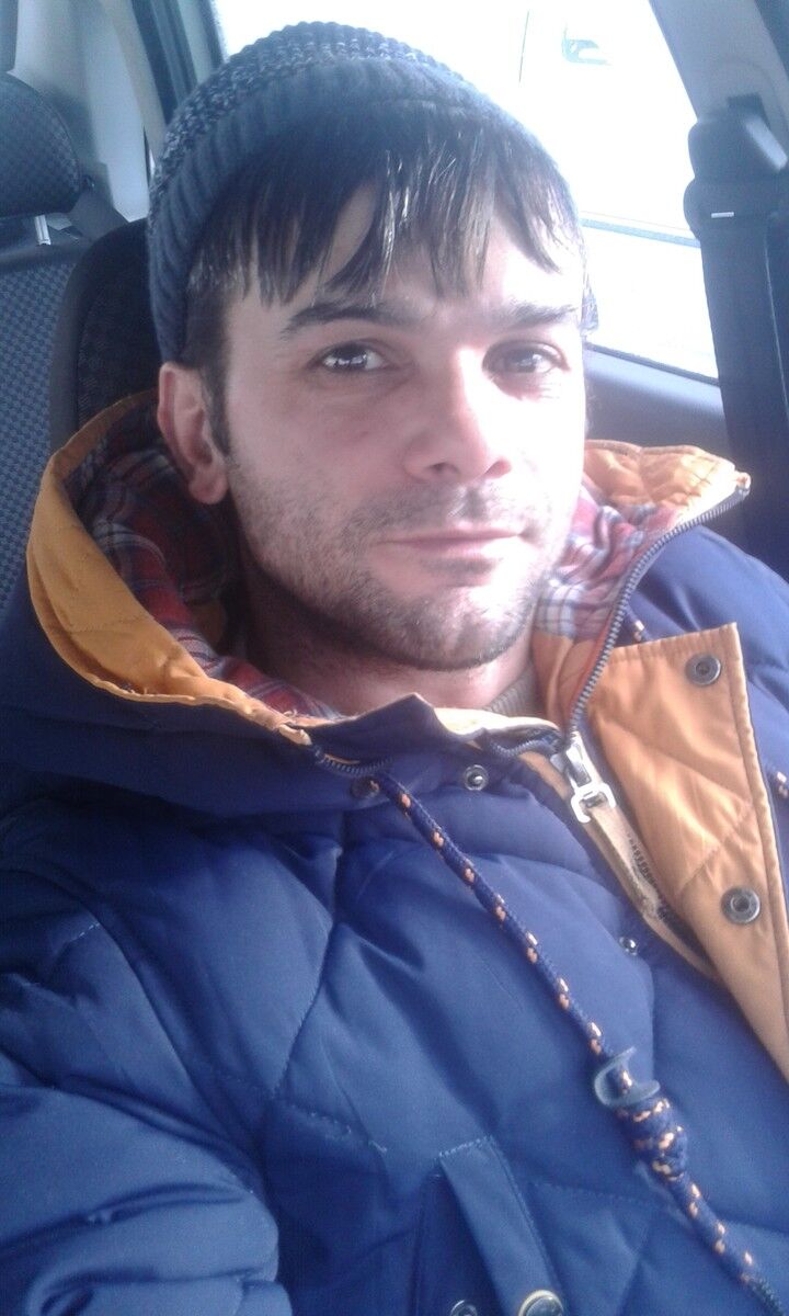  ,   Timur, 37 ,   ,   , c 