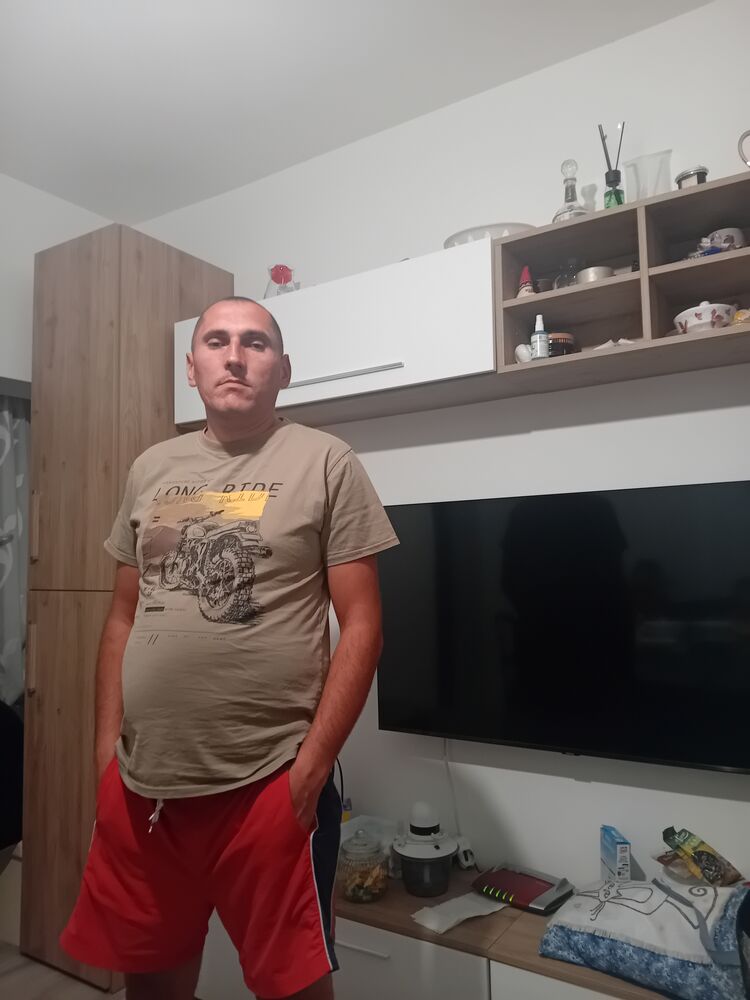 ���� 55847745 ������� Radu, 33 ����, ���� ���������� � San Giorgio Di Piano