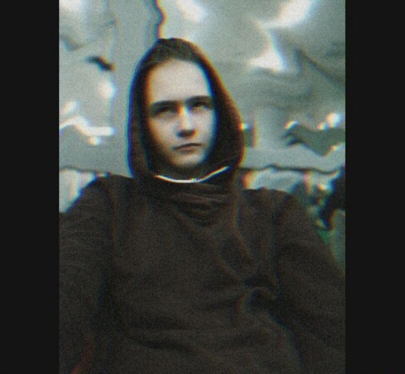  18122355  , 25 ,    -