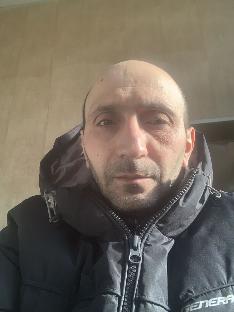  50388795  , 42 ,    