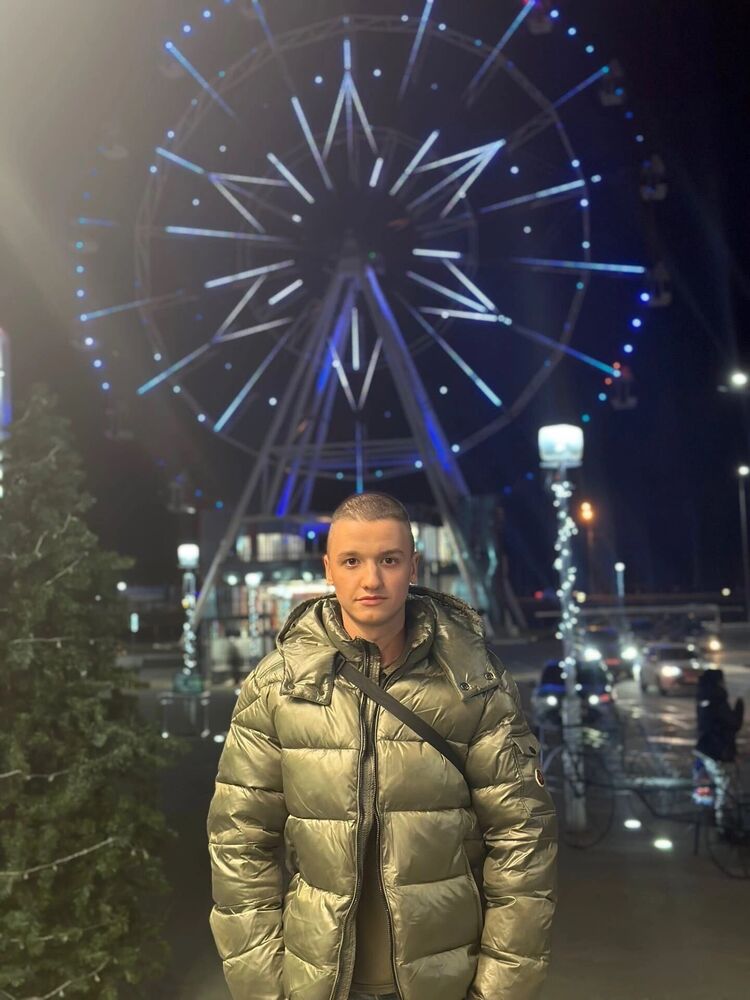  --,   , 24 ,   ,   