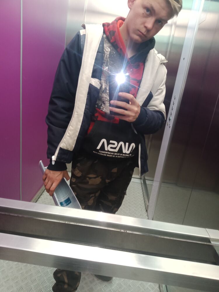  26330375  Danil, 22 ,    