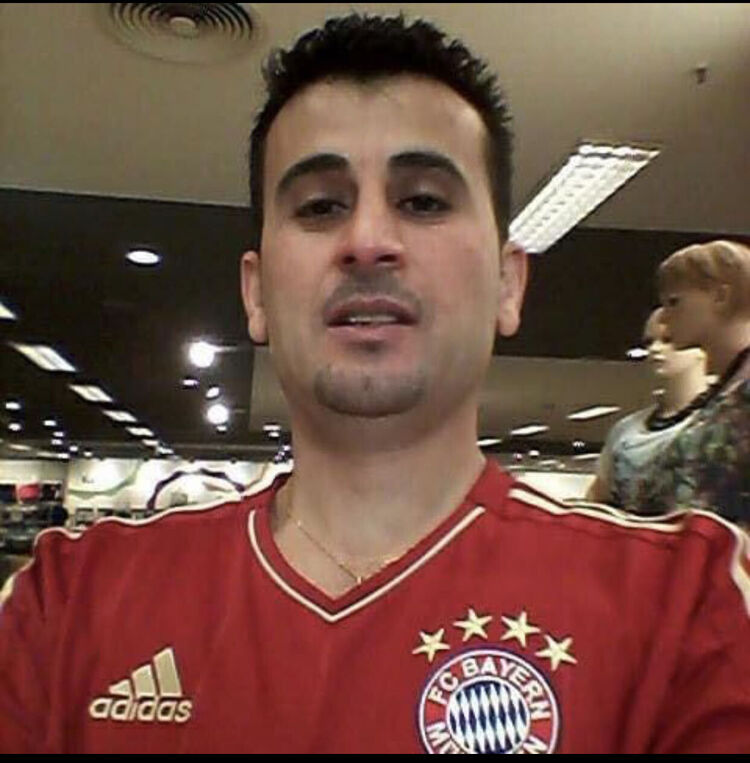  43436515  Karo, 39 ,    