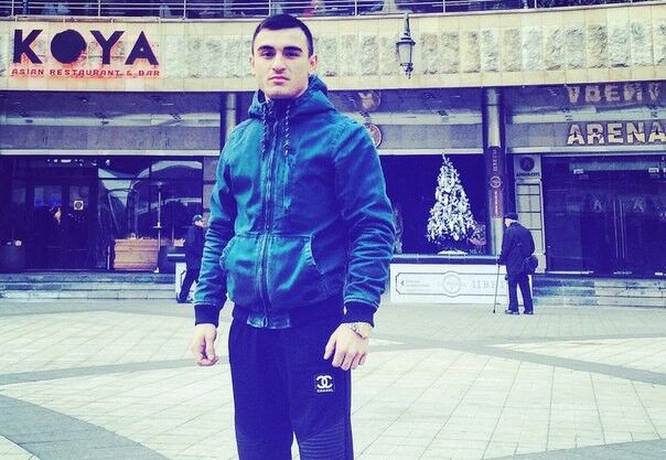  6826395  Dovlet, 31 ,    