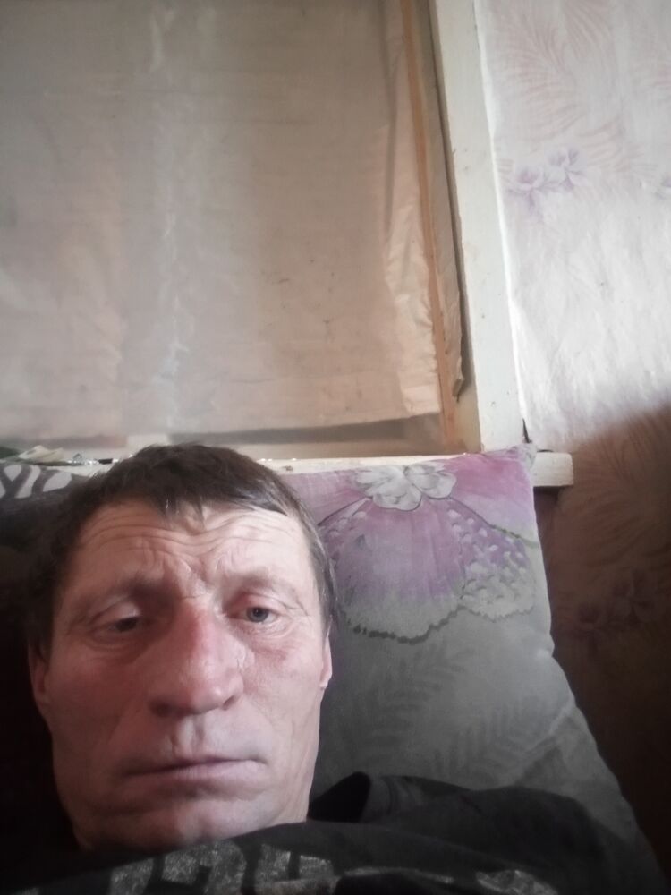  48360485  , 46 ,    --