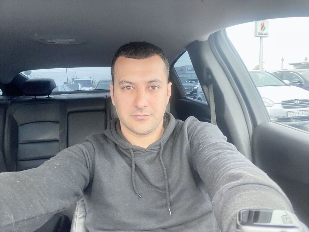  33494445  Farid, 35 ,    